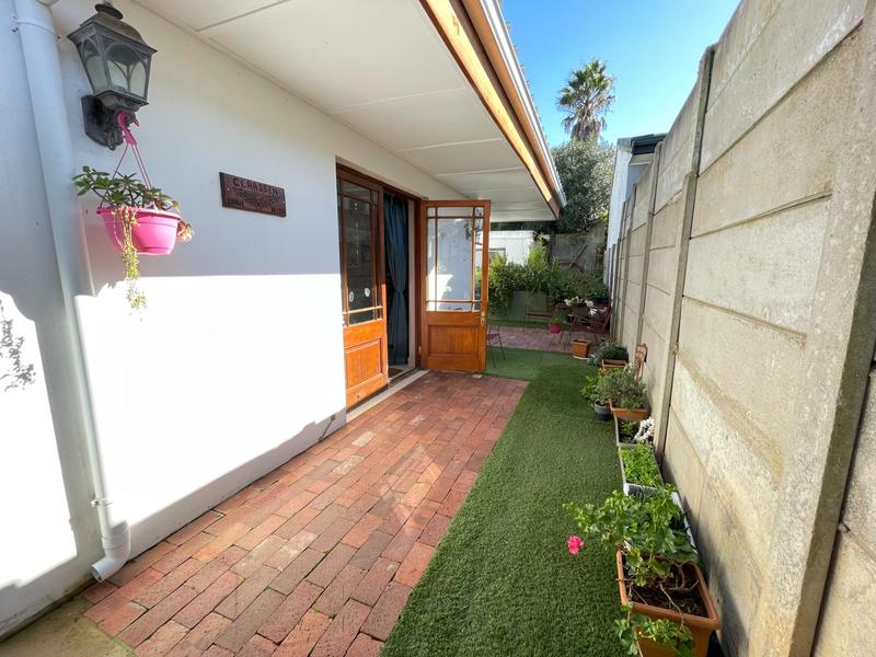 3 Bedroom Property for Sale in Panorama Western Cape